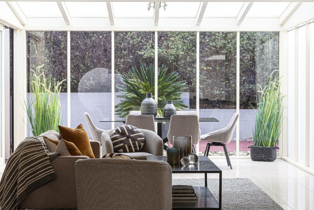 coffee-table-2024-09-22-12-00-52-utc